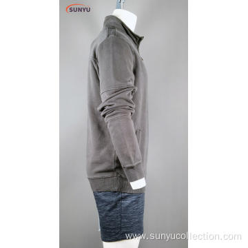 Men's garment dyed sweatshirt without hood